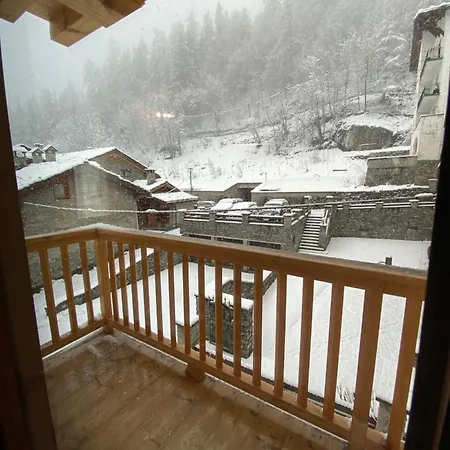 Daire Superior And Junior By Supastays Courmayeur